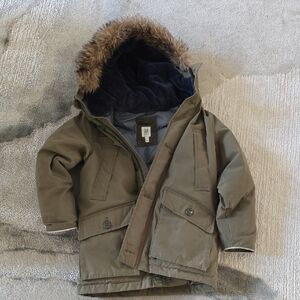 GAP BOY'S KHAKI COLD CONTROL MAX DOWN PARKA JACKET